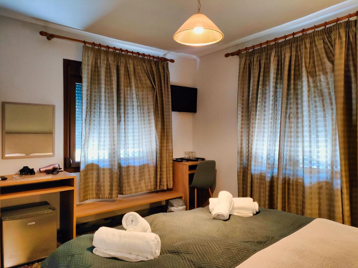 Gianna Plakia Kastraki - Meteora Hotel กาลัมปากา ภายนอก รูปภาพ